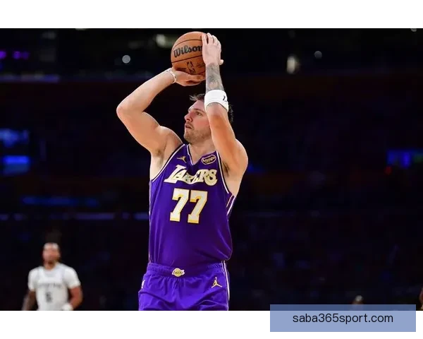 东契奇九连胜缔造新纪录 单场数据比肩张伯伦乔科詹未曾实现